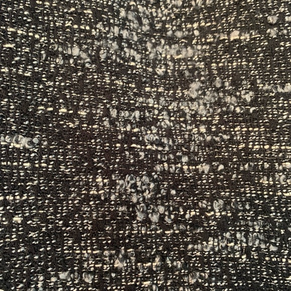 Ann Taylor Factory Tweed Skirt with Button Accent sz 18 - Picture 3 of 5